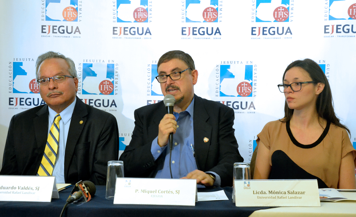 Presentación de investigación sobre la educación media en Guatemala