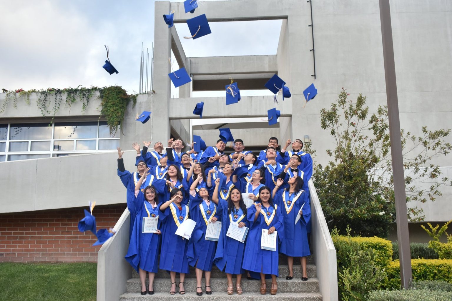 Graduación Colegio Fransisco Javier - EJEGUA